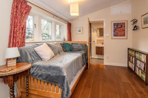 Study/ Bedroom 4