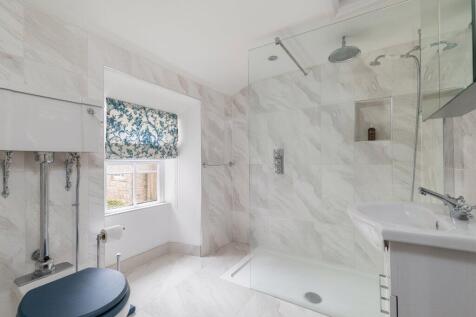 En Suite Bed 2