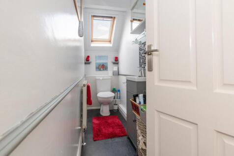First Floor Wc