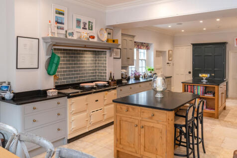 Living Kitchen