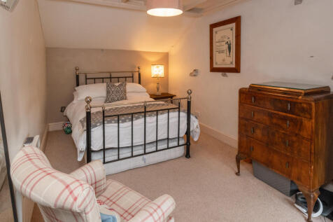Coach House