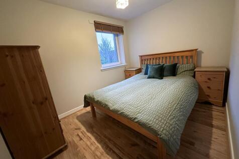 15J FP - Second bedroom