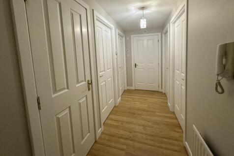 15J FP - hallway