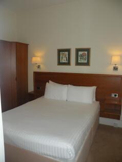 bedroom3