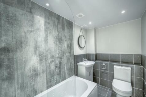 12. Bathroom 1 (1)