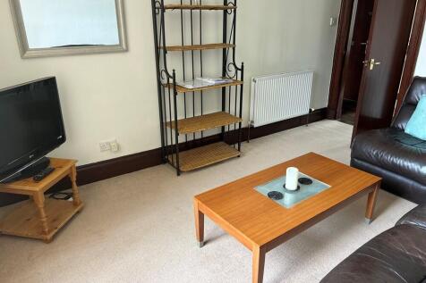 Living room 2