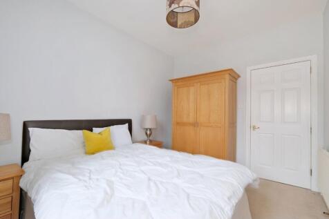 bedroom6