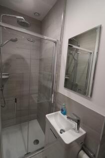 bathroom2