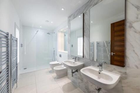 bedroom 4 ensuite