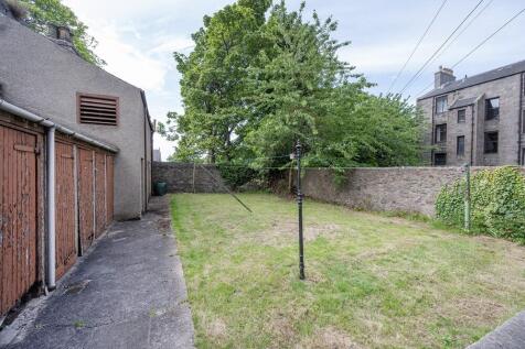 4 Seaforth Garden3