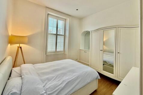 Main bedroom