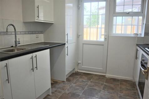 Rhodes Place - Kitchen 
