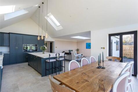 Dining Room/Kitchen