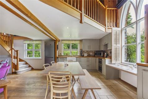 Kitchen/ Breakfast