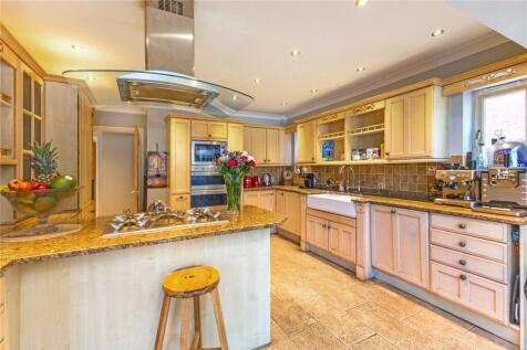 Kitchen/ Breakfast