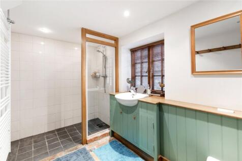 Annexe Shower Room