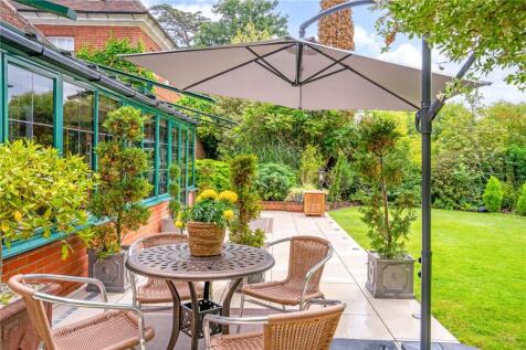 Calcot Court