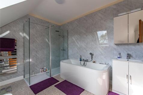 En Suite Bathroom