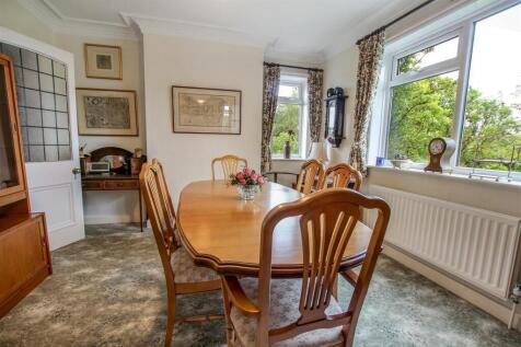 dining room.jpg