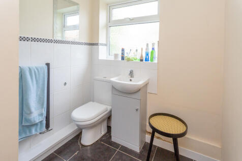 shower room 1a