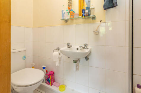 ensuite 2b