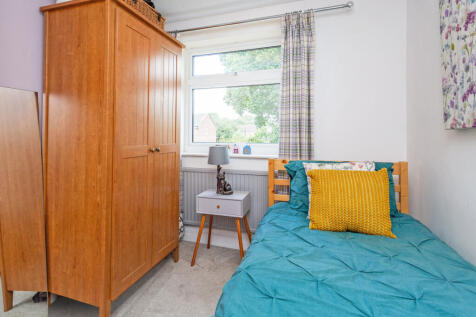bedroom 4b