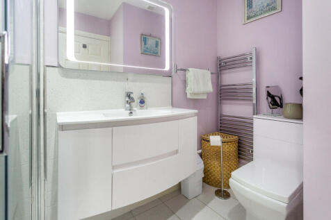 shower room b