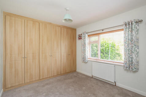 bedroom 2a