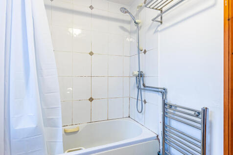 bathroom2
