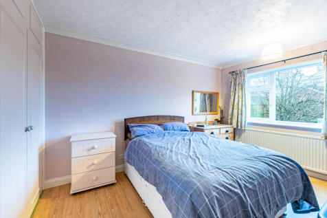 bedroom1