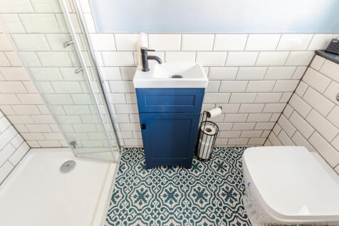bedroom1ensuite