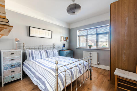 bedroom2