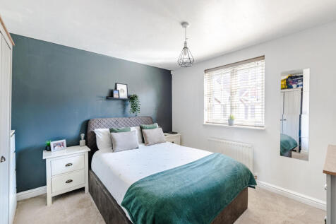 bedroom1