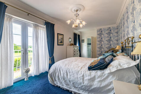 bedroom1