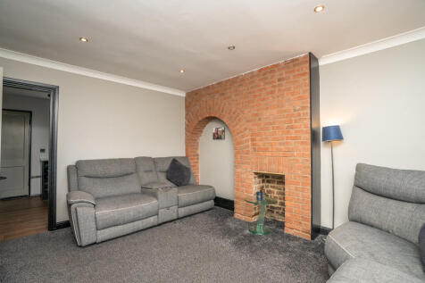 69bramhamroad6