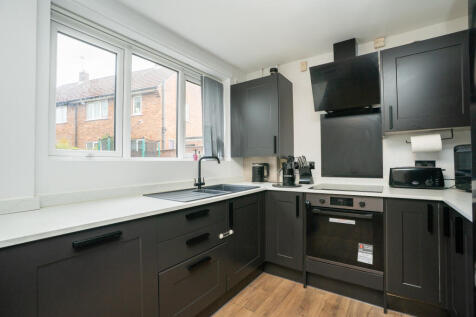 69bramhamroad11