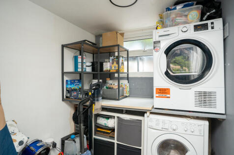 69bramhamroad13