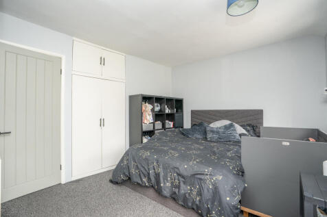 69bramhamroad21