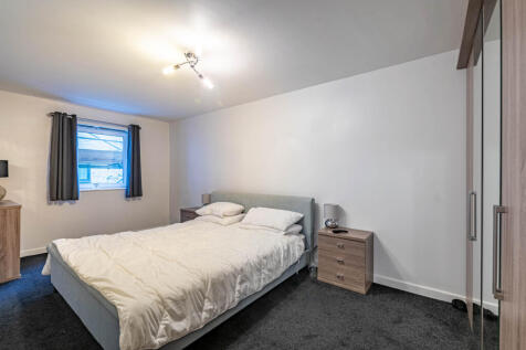 bedroom1a