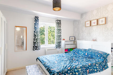 bedroom1