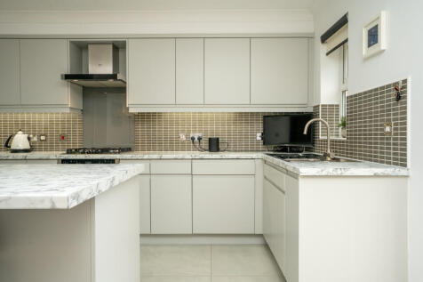 11woodlandmews8