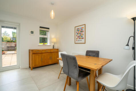 11woodlandmews13