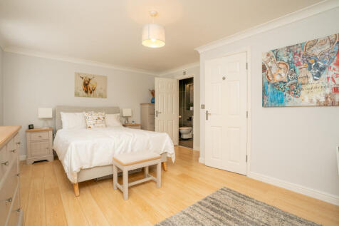 11woodlandmews25