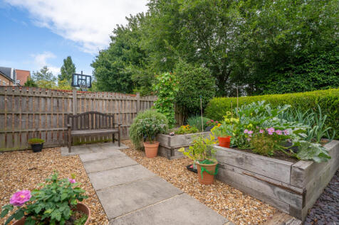 11woodlandmews45