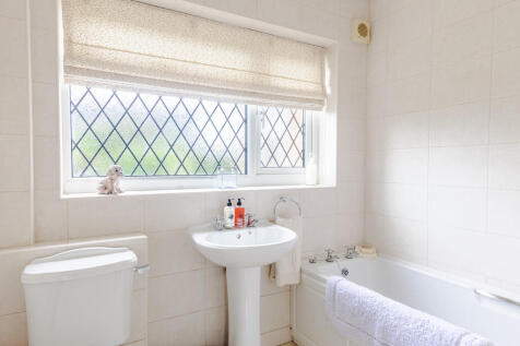 bathroom1