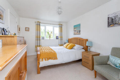 bedroom 1a