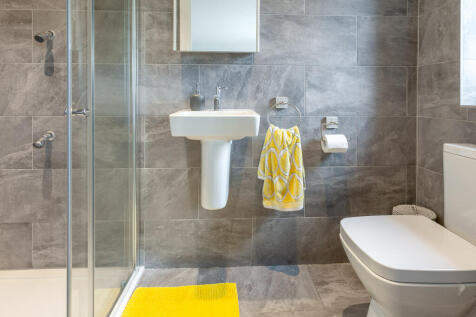 ensuite a