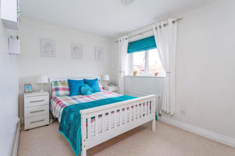 bedroom 2a