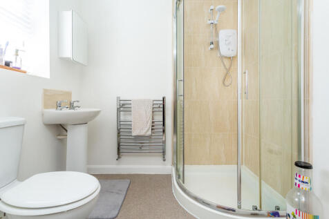 bedroom 1 ensuite