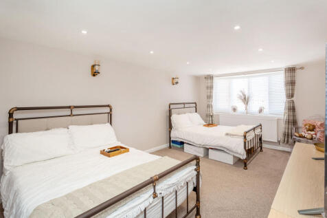 guest bedroom a